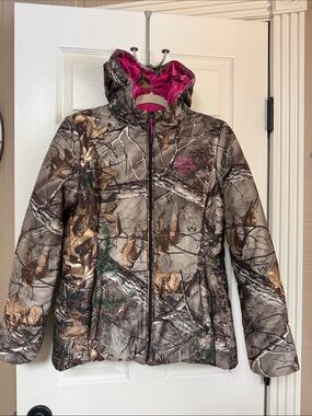Realtree Pink and Brown Camo Hoodie with Logo Tag